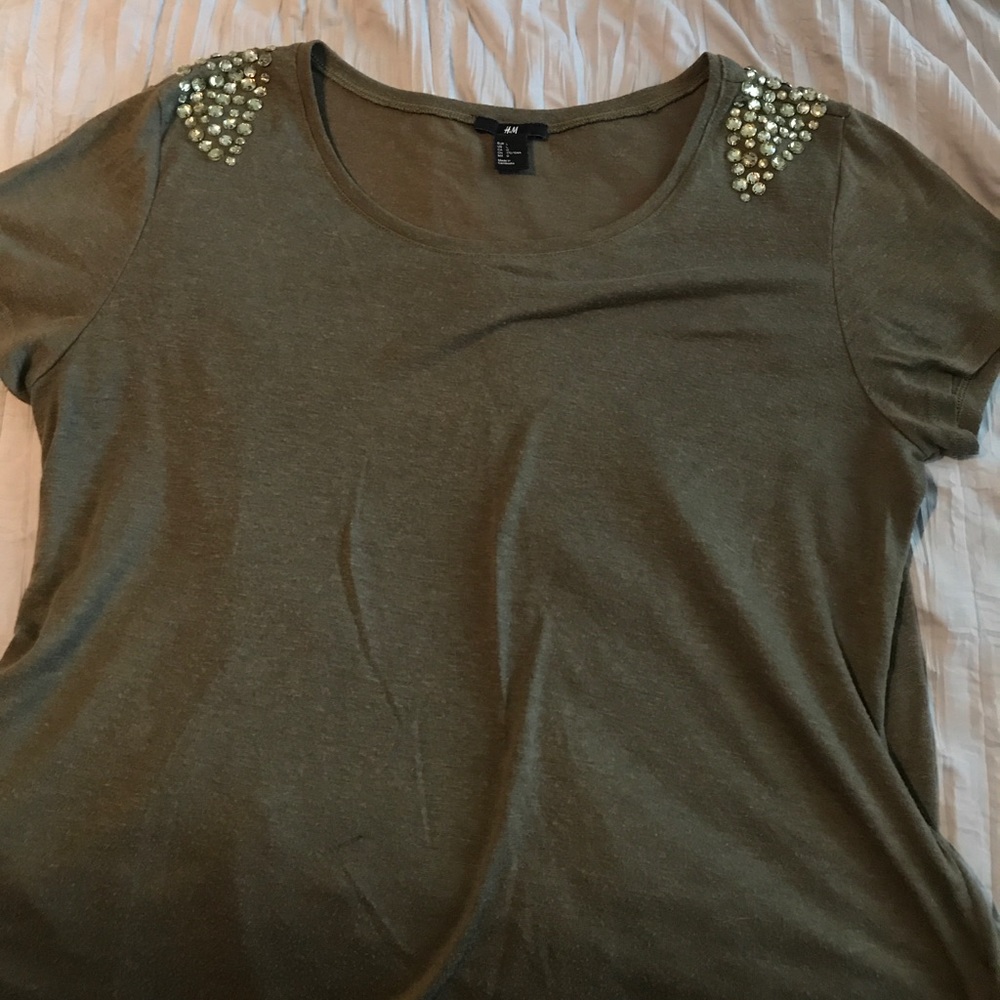 Flowy green top with rhinestones